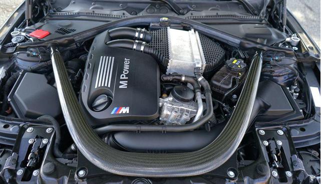 Photo of 2015 Mineral Gray Metallic BMW M3