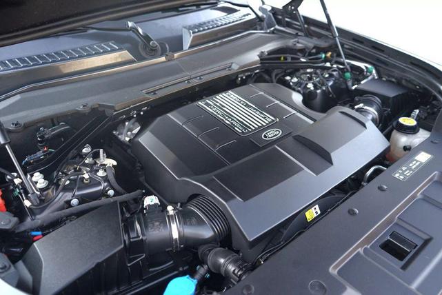 Photo of 2022 Carpathian Grey Premium Metallic Land Rover Defender