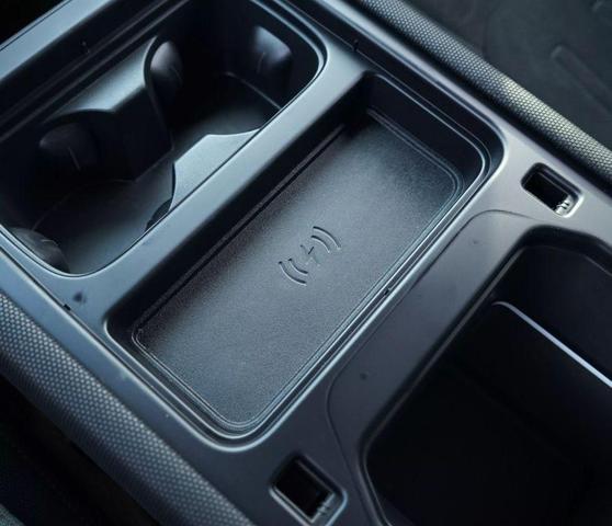 Photo of 2022 Carpathian Grey Premium Metallic Land Rover Defender