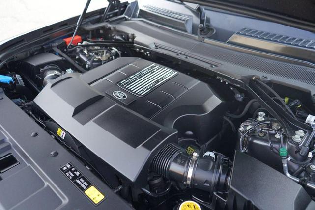 Photo of 2022 Carpathian Grey Premium Metallic Land Rover Defender