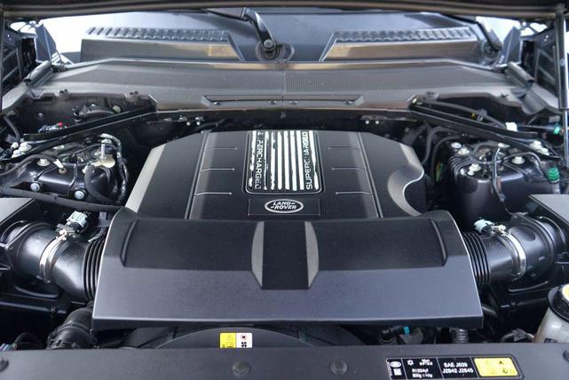 Photo of 2022 Carpathian Grey Premium Metallic Land Rover Defender