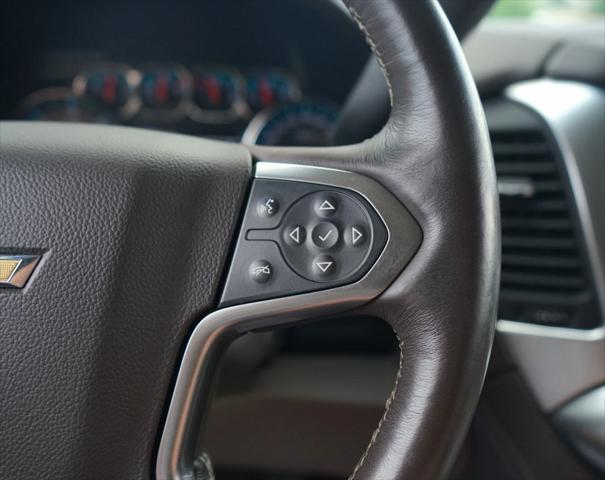 Photo of 2015 Tan Chevrolet Suburban