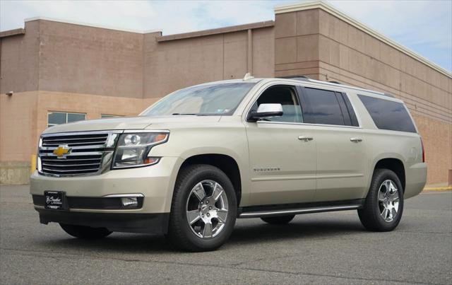 Photo of 2015 Tan Chevrolet Suburban