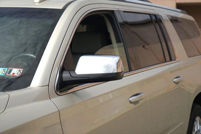 Photo of 2015 Tan Chevrolet Suburban
