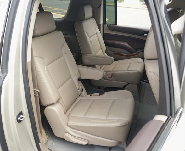 Photo of 2015 Tan Chevrolet Suburban