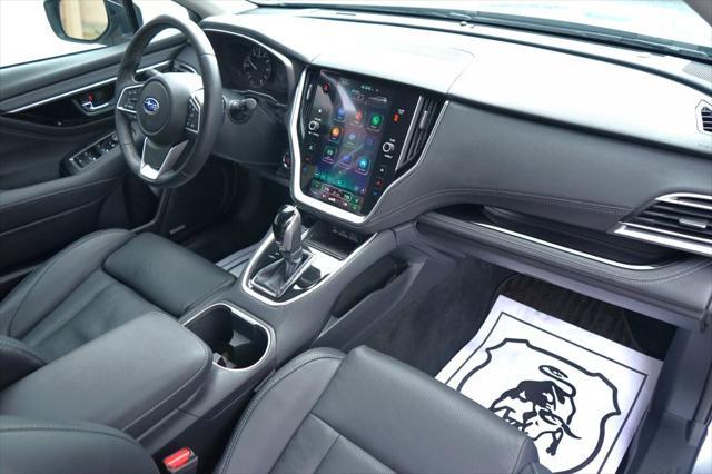 Photo of 2023 Ice Silver Metallic Subaru Outback