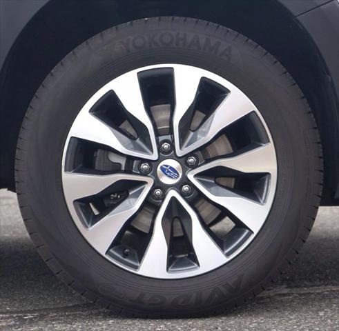 Photo of 2023 Ice Silver Metallic Subaru Outback