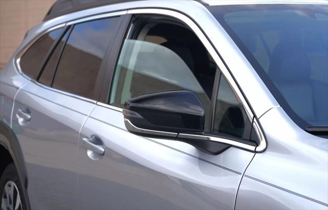 Photo of 2023 Ice Silver Metallic Subaru Outback