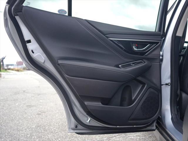 Photo of 2023 Ice Silver Metallic Subaru Outback