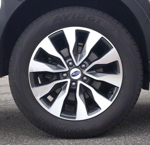 Photo of 2023 Ice Silver Metallic Subaru Outback