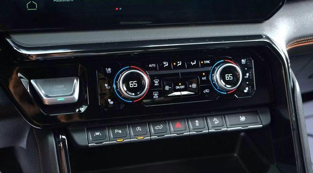 Photo of 2022 Titanium Rush Metallic GMC Sierra 1500