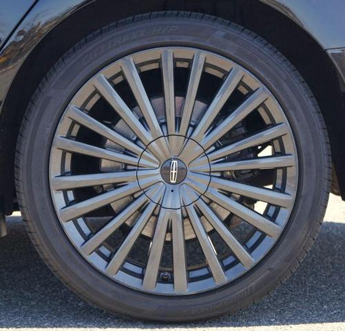 Photo of 2017 Black Lincoln MKZ