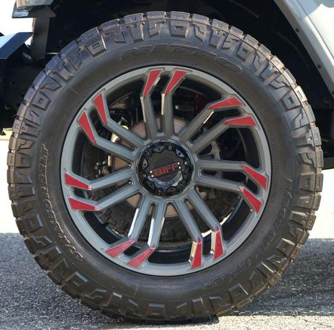 Photo of 2019 Gray Jeep Wrangler Unlimited