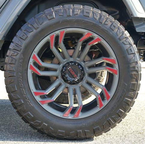 Photo of 2019 Gray Jeep Wrangler Unlimited