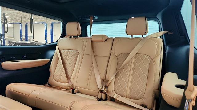 Photo of 2025 Bright White Clearcoat Jeep Grand Wagoneer