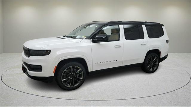 Photo of 2025 Bright White Clearcoat Jeep Grand Wagoneer