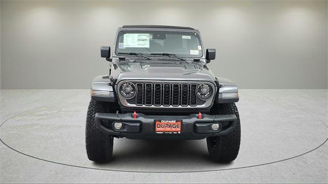 Photo of 2025 Granite Crystal Metallic Clearcoat Jeep Wrangler