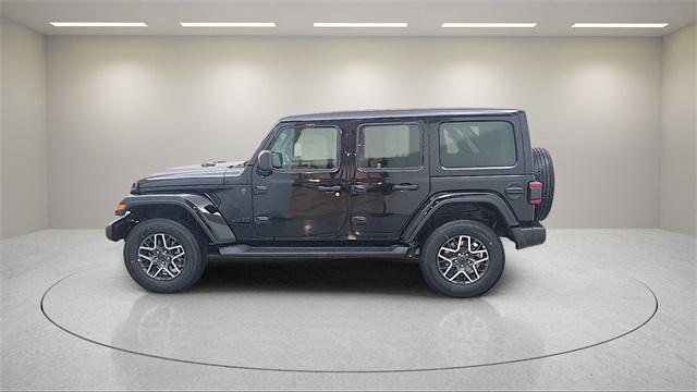 Photo of 2025 Black Clearcoat Jeep Wrangler
