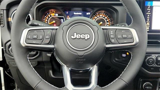 Photo of 2025 Black Clearcoat Jeep Wrangler