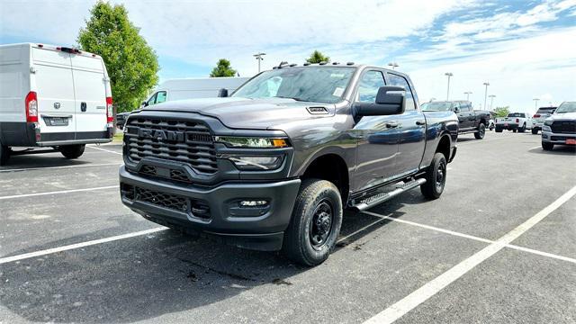 Photo of 2025 Granite Crystal Metallic Clearcoat RAM 2500