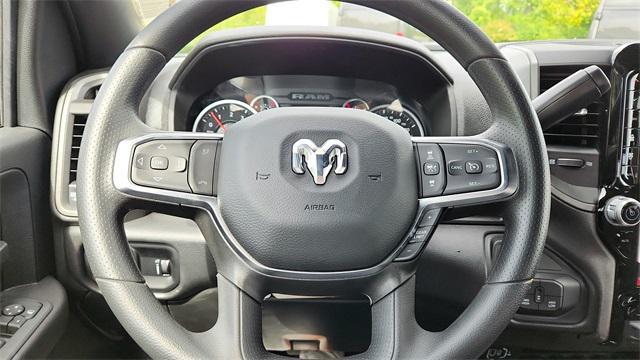 Photo of 2025 Granite Crystal Metallic Clearcoat RAM 2500