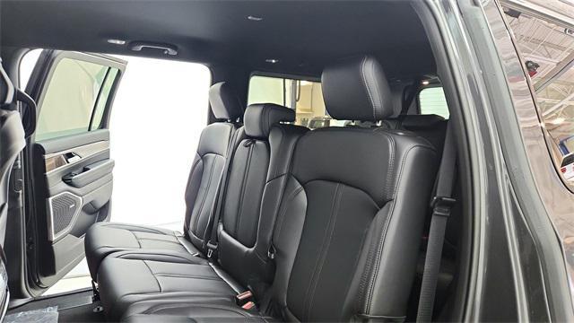 Photo of 2025 Baltic Gray Metallic Clearcoat Jeep Wagoneer