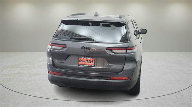 Photo of 2022 Baltic Gray Metallic Clearcoat Jeep Grand Cherokee L