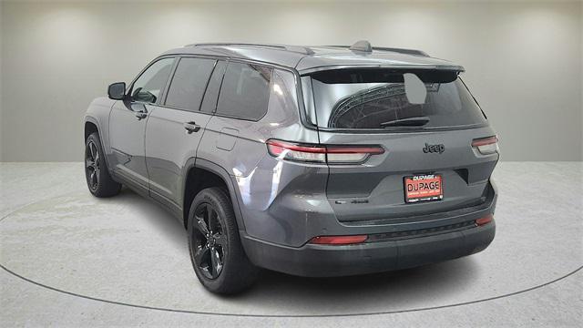 Photo of 2022 Baltic Gray Metallic Clearcoat Jeep Grand Cherokee L