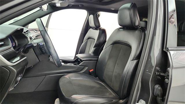 Photo of 2022 Baltic Gray Metallic Clearcoat Jeep Grand Cherokee L