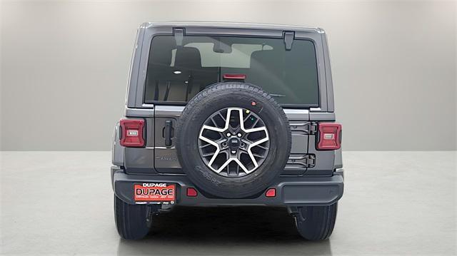 Photo of 2025 Granite Crystal Metallic Clearcoat Jeep Wrangler
