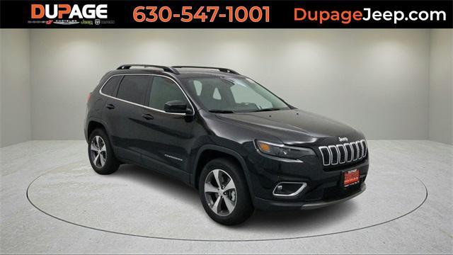 Photo of 2022 Diamond Black Crystal Pearlcoat Jeep Cherokee