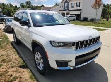 Photo of 2022 Bright White Clearcoat Jeep Grand Cherokee L