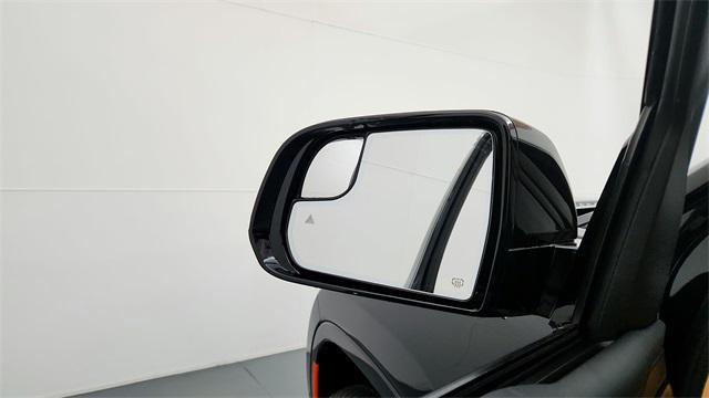 Photo of 2025 Midnight Sky Jeep Grand Wagoneer