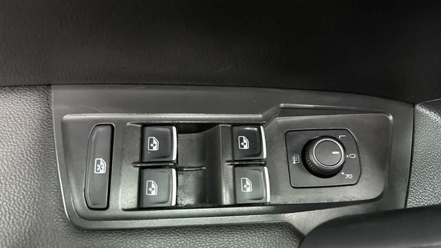 Photo of 2020 Pyrite Silver Metallic Volkswagen Tiguan