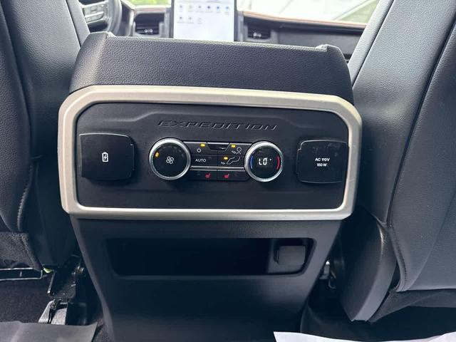 Photo of 2022 RAPID RED MET TINTED CC Ford Expedition Max