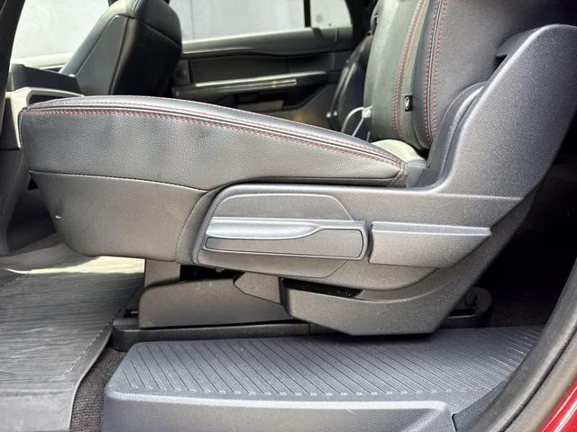 Photo of 2022 RAPID RED MET TINTED CC Ford Expedition Max