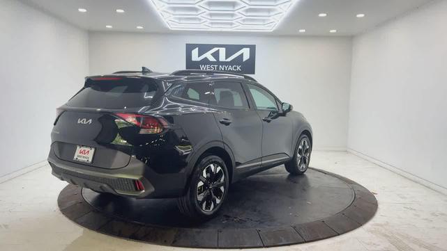 Photo of 2023 Ebony Black Kia Sportage