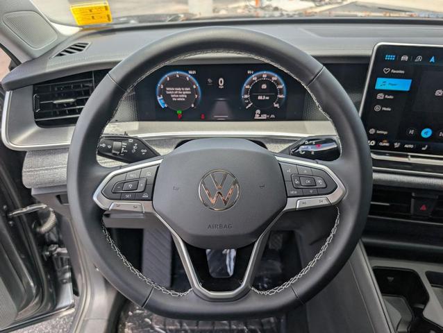 Photo of 2025 Platinum Gray Metallic Volkswagen Tiguan