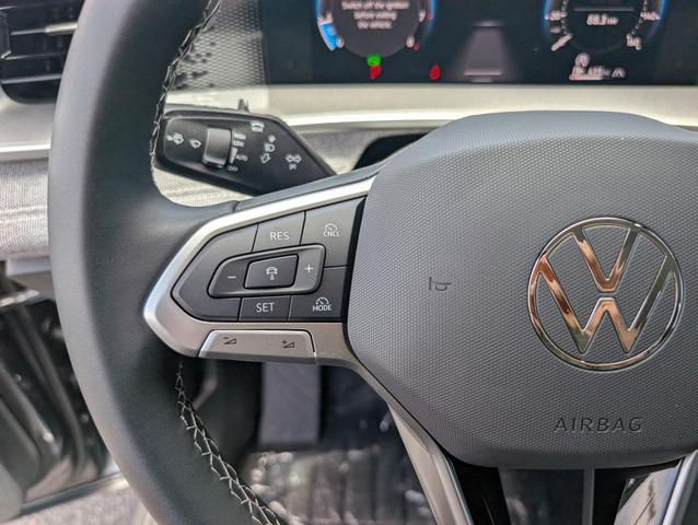 Photo of 2025 Platinum Gray Metallic Volkswagen Tiguan