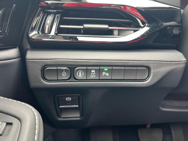 Photo of 2026 Platinum White Pearl Acura MDX