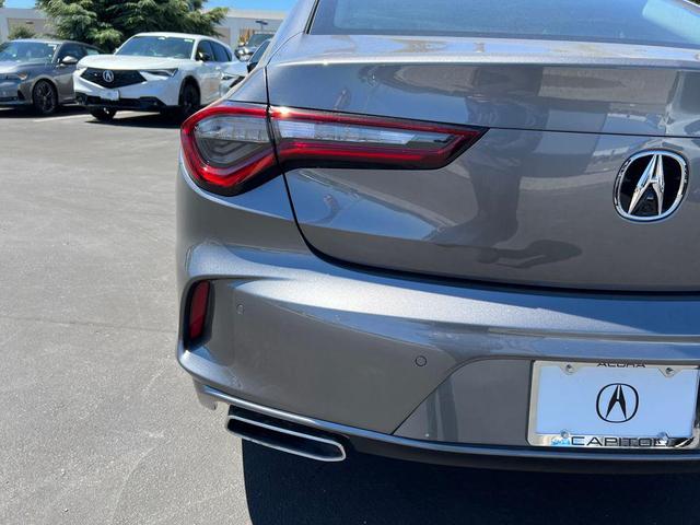 Photo of 2025 Graphite Luster Metallic Acura TLX