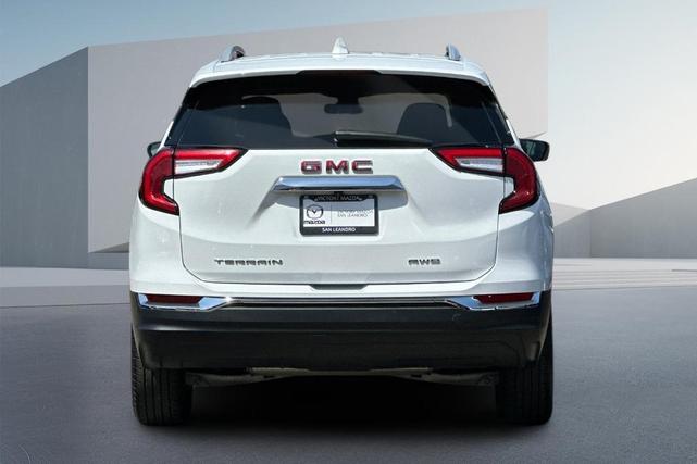 Photo of 2024 Summit White GMC Terrain