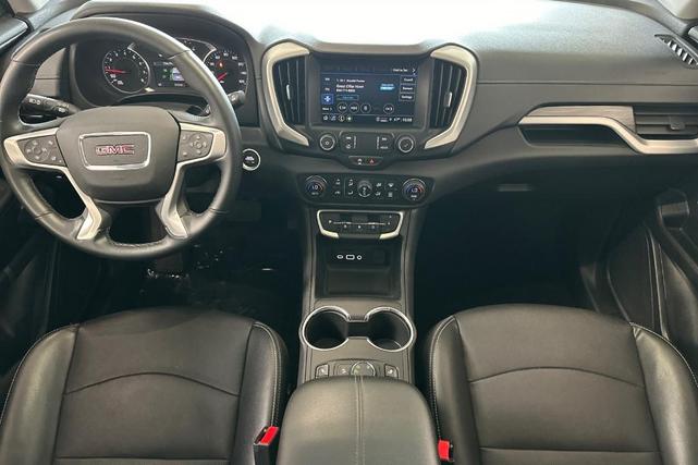 Photo of 2024 Summit White GMC Terrain