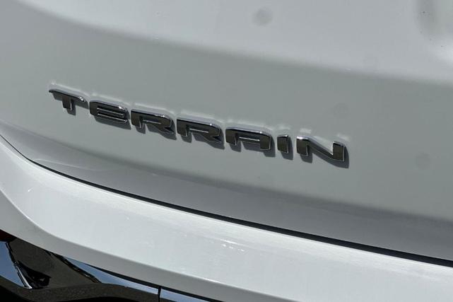 Photo of 2024 Summit White GMC Terrain