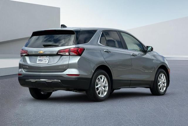 Photo of 2024 Sterling Gray Metallic Chevrolet Equinox