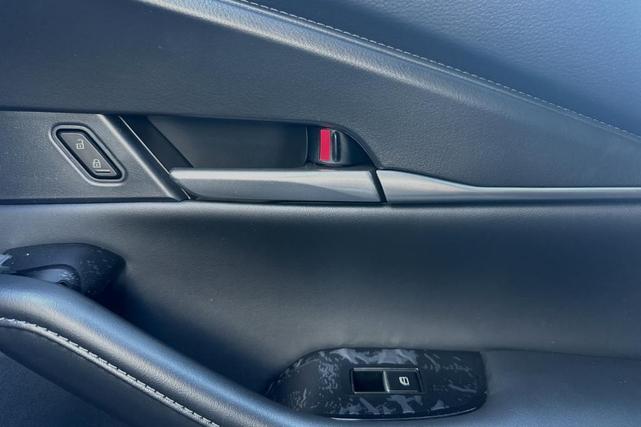 Photo of 2025 Machine Gray Metallic Mazda CX-30