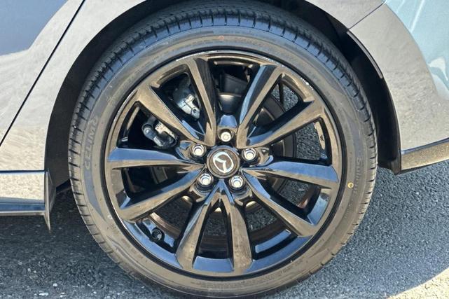 Photo of 2021 Polymetal Gray Metallic Mazda Mazda3