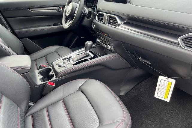Photo of 2025 Jet Black Mazda CX-5