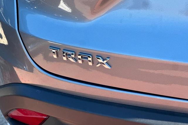 Photo of 2025 Sterling Gray Metallic Chevrolet Trax