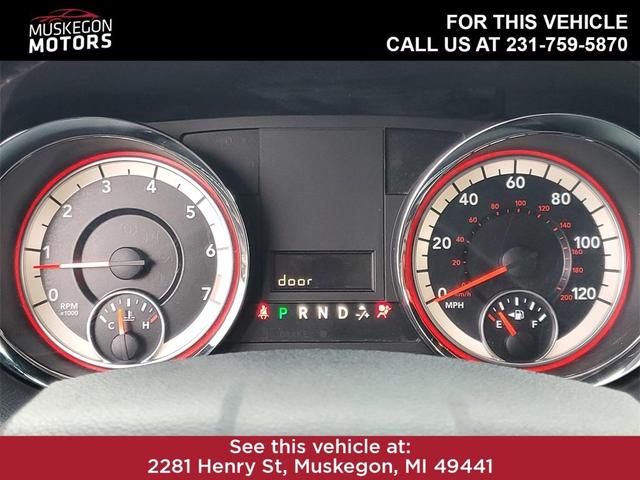 Photo of 2017 White Knuckle Clearcoat Dodge Grand Caravan